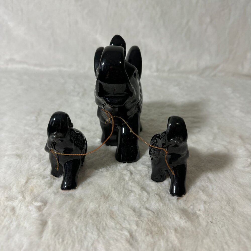 Vintage Elephant Figurine Black Ceramic Mother & Babies Trunks Up Glossy MCM - Picture 3 of 7